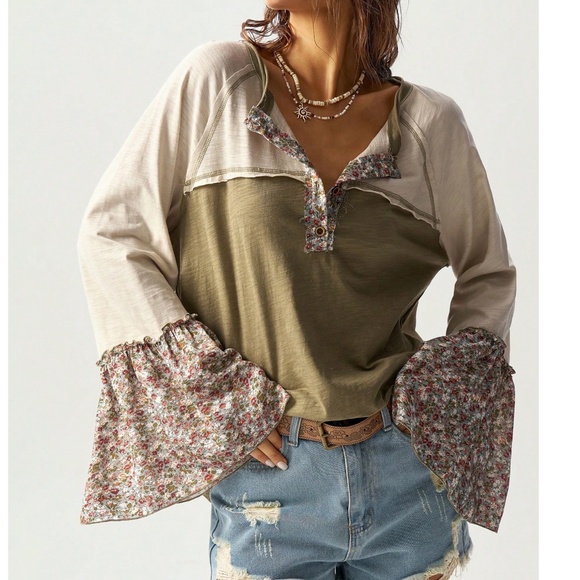 Boho Floral Print Half Button Bell Sleeve Blouse